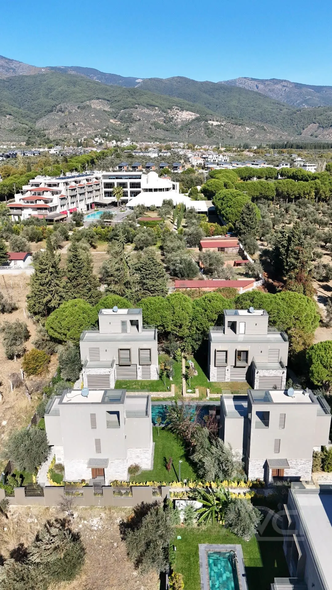 AVCI’DAN TEK YETKİ MÜSTAKİL ATEŞ ÇUKURU SON KALAN HAVUZLU VİLLA-B1