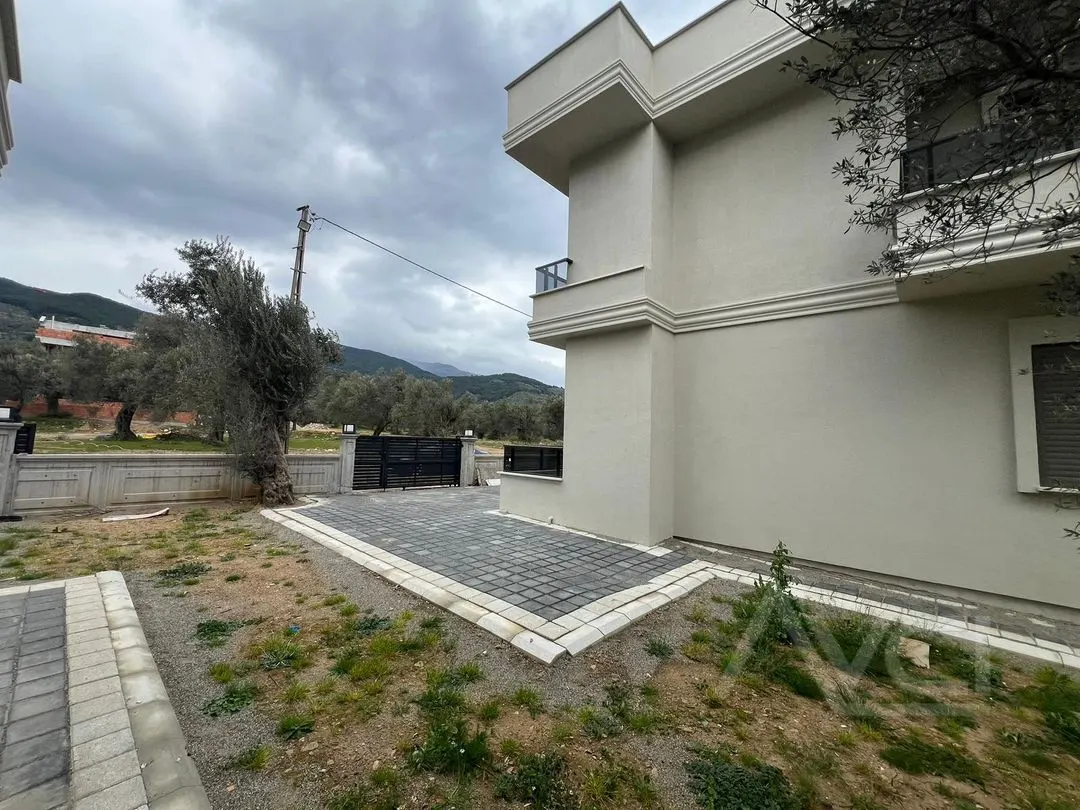 AVCI’DAN GÜRE’DE DAİRE FİYATINA SIFIR TERASLI 3+1 VİLLA