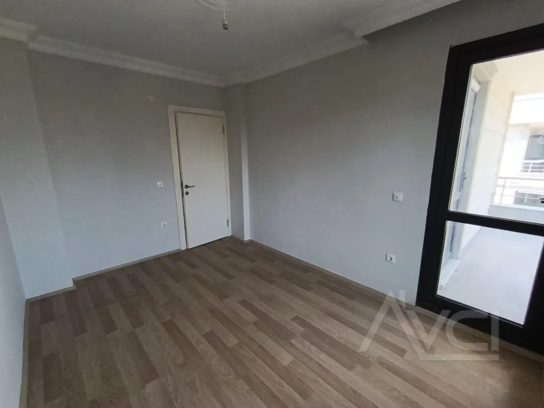 AVCI’DAN GÜRE YOL ALTINDA DENİZE 300MT SIFIR VİLLA