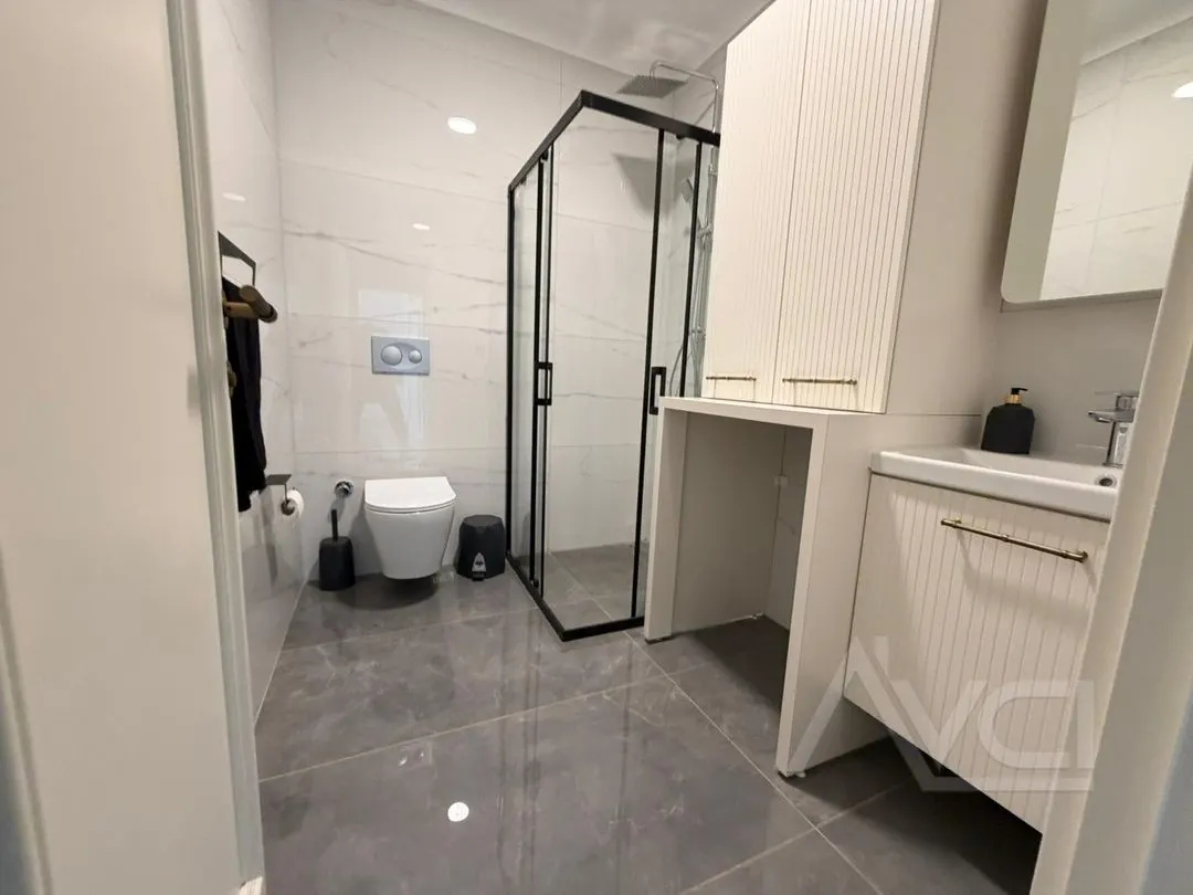 AVCI’DAN DENİZE SIFIR 30,000M2 İÇİNDE ARA KAT ACİL 2+1