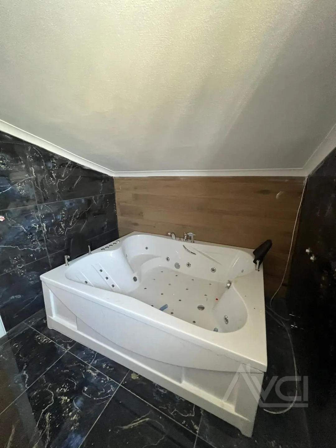AVCI’DAN 660M2 ARSALI MÜSTAKİL HAVUZLU DENİZ MANZ VİLLA