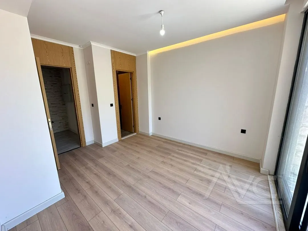 AVCI’DAN MÜSTAKİL HAVUZLU ÖZEL TASARIM SAUNALI VİLLA