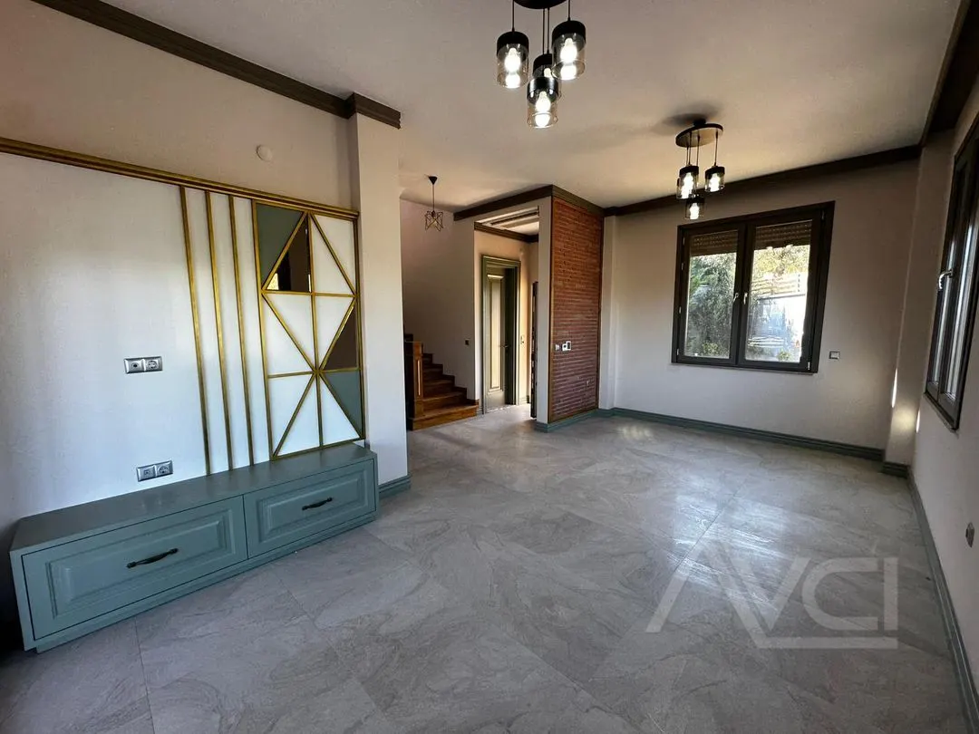 AVCI’DAN 600M2 ARSA ZEMİN DENİZ MANZARALI MÜSTAKIL HAVUZLU VİLLA