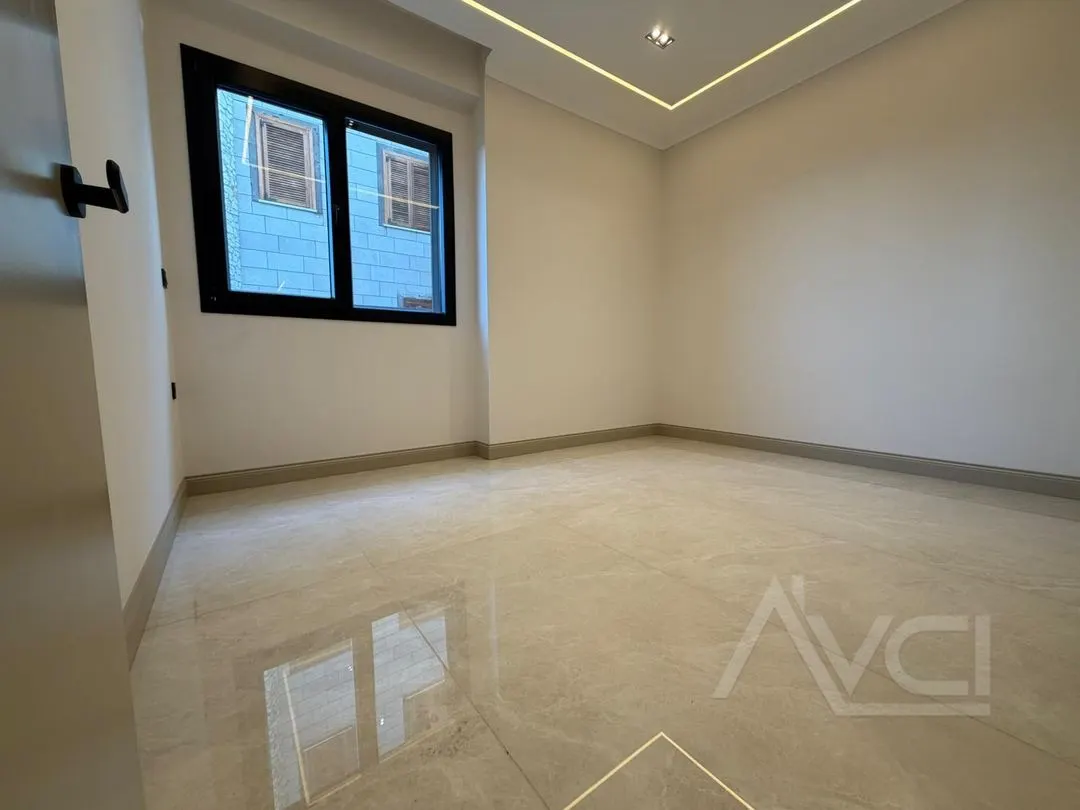 AVCI’DAN FUL DENİZ MANZARALI TAM MÜSTAKİL KAR BEYAZI SATIŞTA