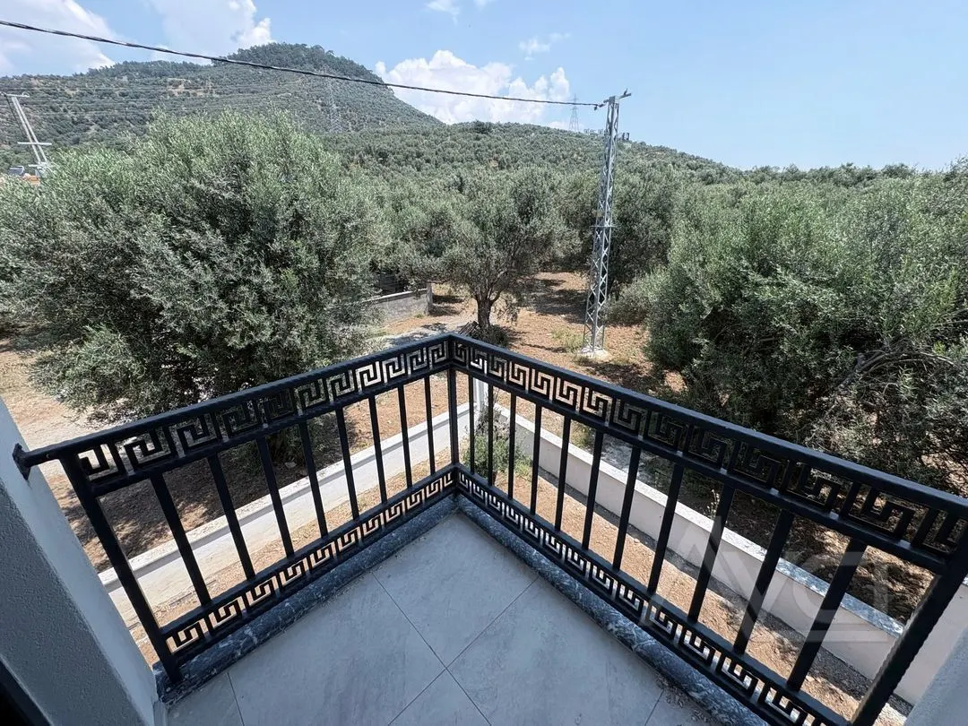 AVCI’DAN KÜÇÜKKUYUDA DOĞA MANZARALI 2+1 VİLLA