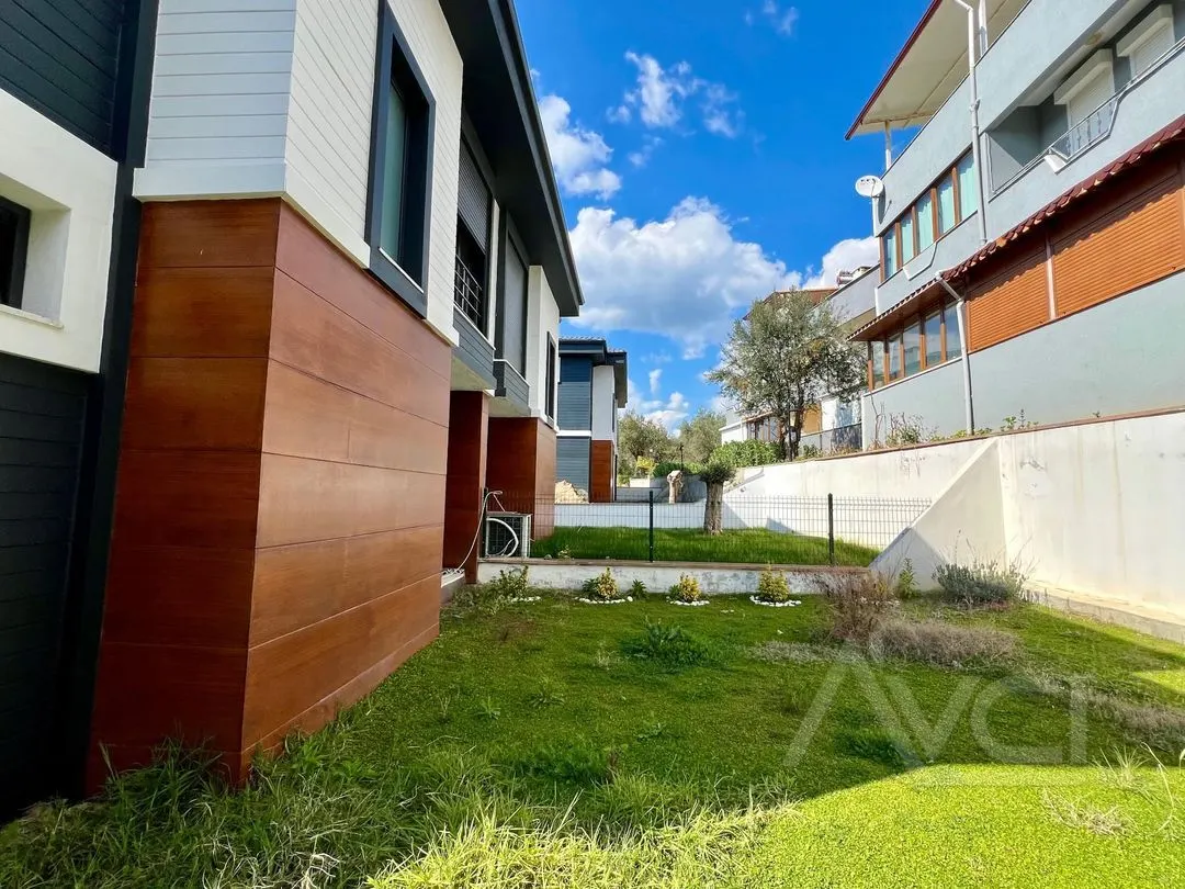 AVCI’DAN GENİŞ BAHÇELİ 3+1 SIFIR VİLLA