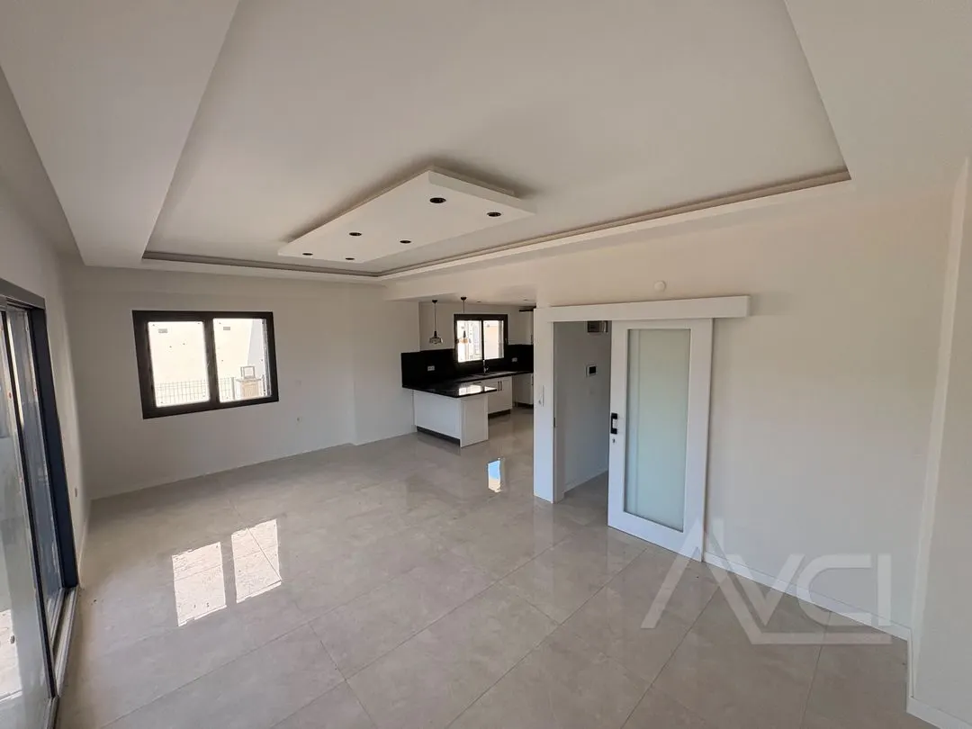 AVCI’DAN GÜREDE MÜSTAKİL 5+2 GİRİŞTE ODALI 300M2 OTURUMLU VİLLA