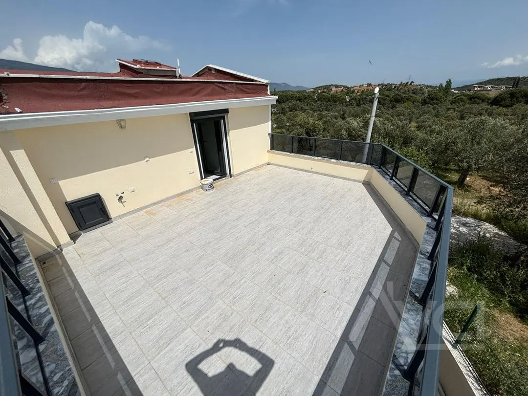 AVCI’DAN HATTUŞA KARŞISI DENİZ MANZARALI SIFIR 4+1 VİLLA