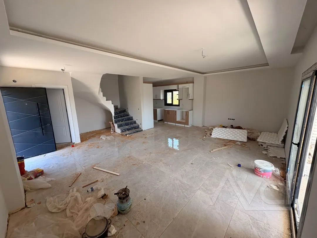 AVCI’DAN CENNETAYAĞIN’DA 3+1 İKİZ AYRI GİRİŞLİ 240M2 VİLLA