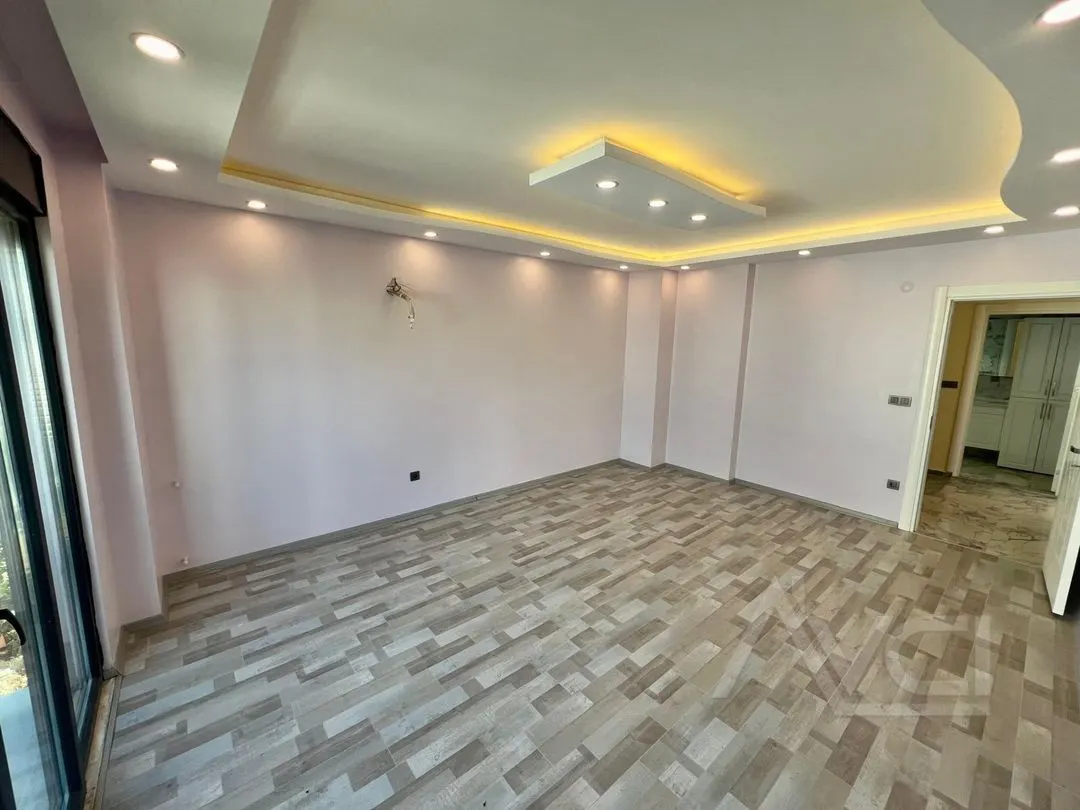 AVCI’DAN DENİZE SIFIR LÜKS 3+1 VİLLA