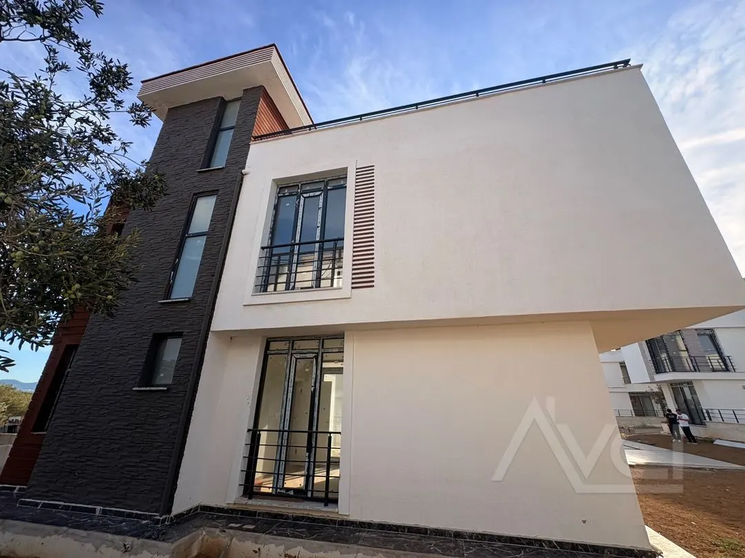 AVCI’DAN KARAAĞAÇ’TA FIRSAT VİLLA 3+1
