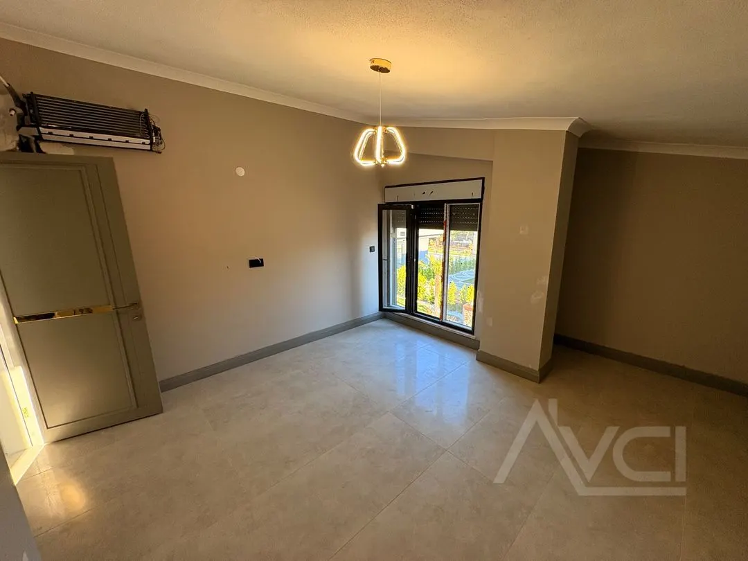 AVCI’DAN AVCILAR’DA 600M2 4+1 MÜSTAKİL HAVUZLU LÜKS VİLLA