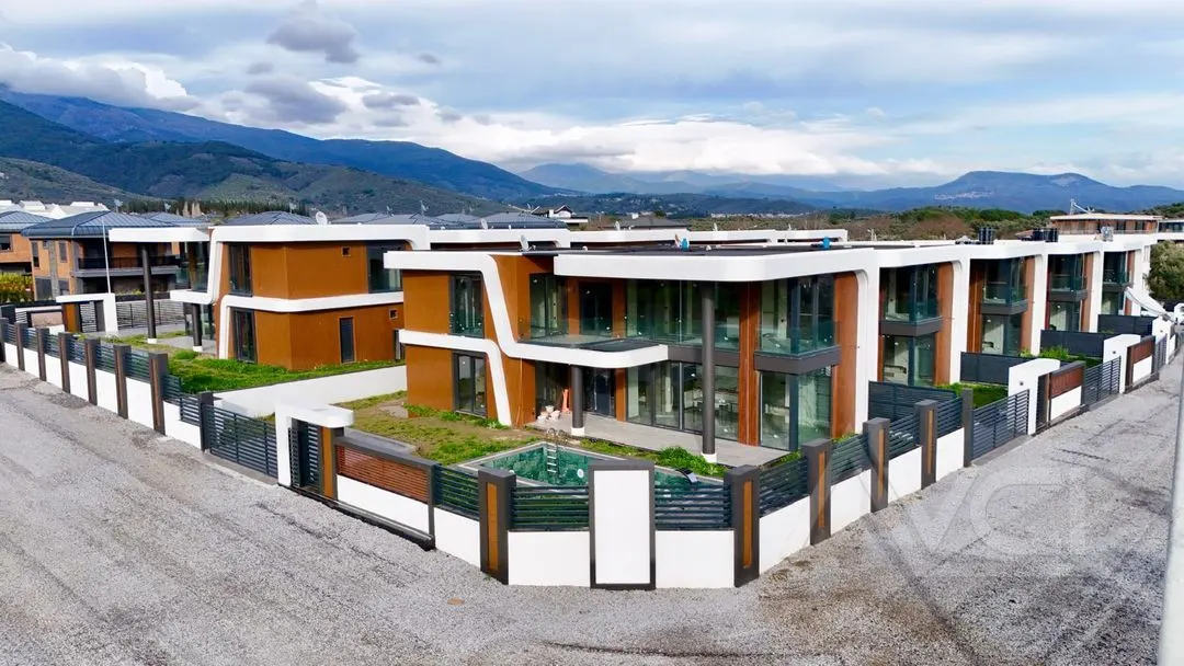 AVCI’DAN 150M2 TABANLI TAM MÜSTAKİL HAVUZLU VİLLA
