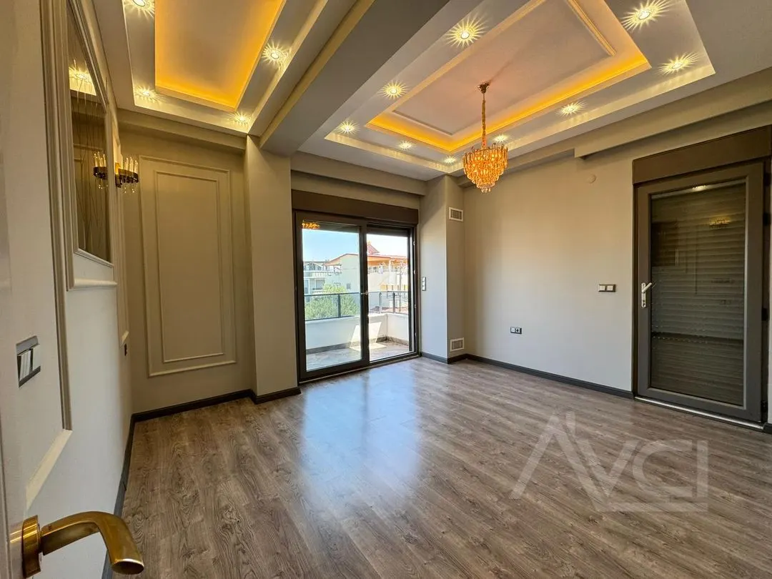 AVCI’DAN YOL ALTI 400 M2 ARSALI MÜSTAKİL HAVUZLU 6+1 VİLLA