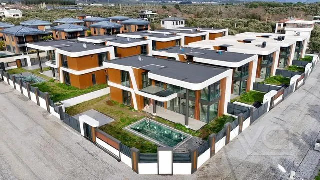 AVCI’DAN 150M2 TABANLI TAM MÜSTAKİL HAVUZLU VİLLA