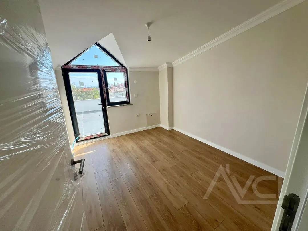 AVCI’DAN DENİZE 300MT HAVUZLU GÜVENLİKLİ GİRİŞTE ODALI 6+1
