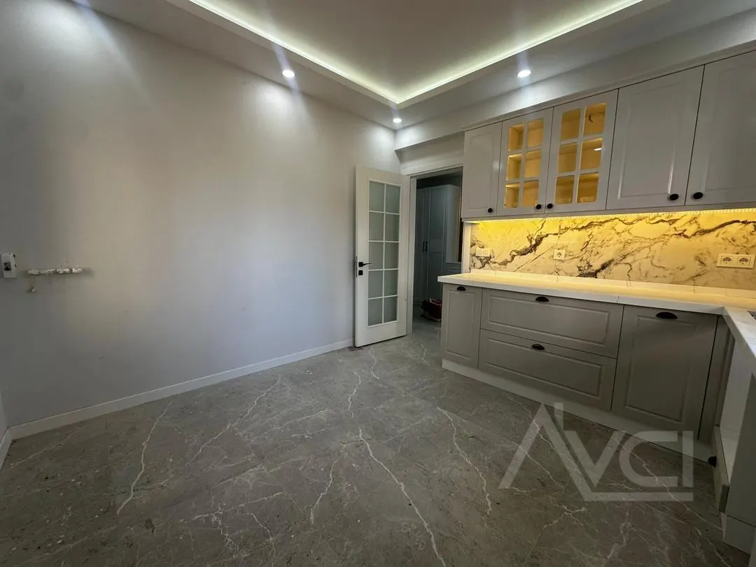 AVCI’DAN TAM MÜSTAKİL BAHÇEDEN DENİZ MANZARALI DENİZ250MT VİLLA
