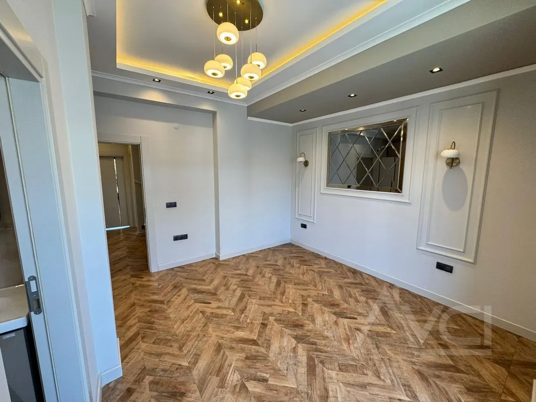 AVCI’DAN YOLUN ALTINDA MÜSTAKİL HAVUZLU 4+1 VİLLA