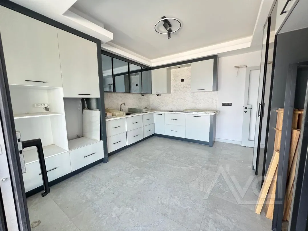AVCI’ DAN TEK YETKİ 300M2 NET DENİZE SIFIR VİLLA/ÜÇÜNCÜ SIRA