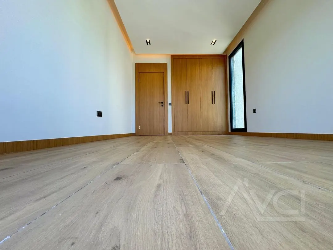 AVCI’DAN 440M2 ARSA GÜRE YOLUNDA TAM MÜSTAKİL HAVUZLU VİLLA