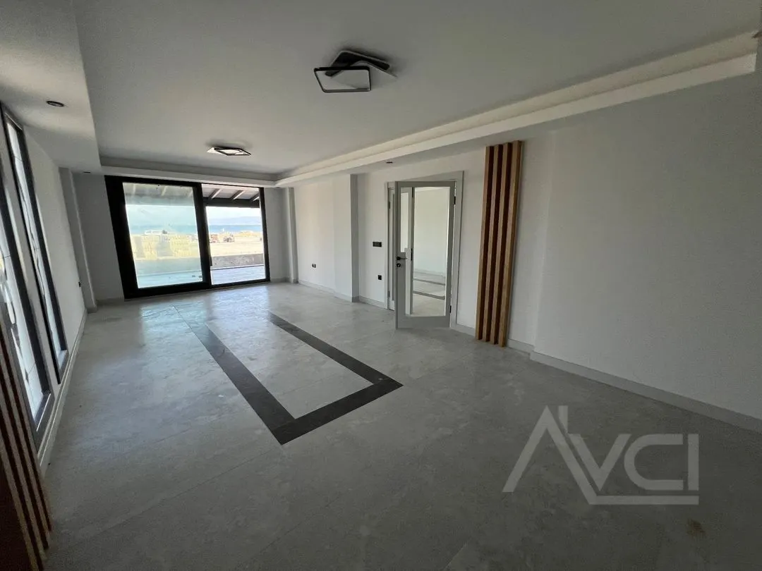 AVCI’DAN DENİZİN EN ÖNÜNDE SIFIR 300M2 İÇ KULLANIM ALANLI TAŞ VİLLA