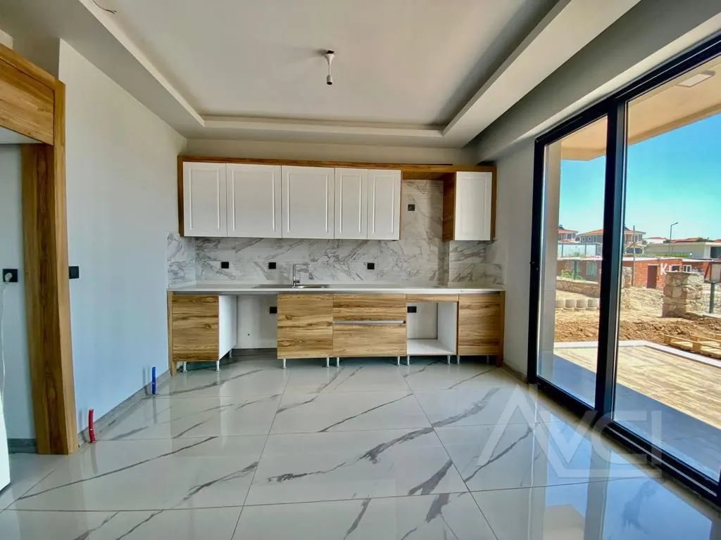 AVCI’DAN İNTALAND SEVGİ KÖYÜNE 300MT TAM MÜSTAKİL 2 HAVUZLU SİTE
