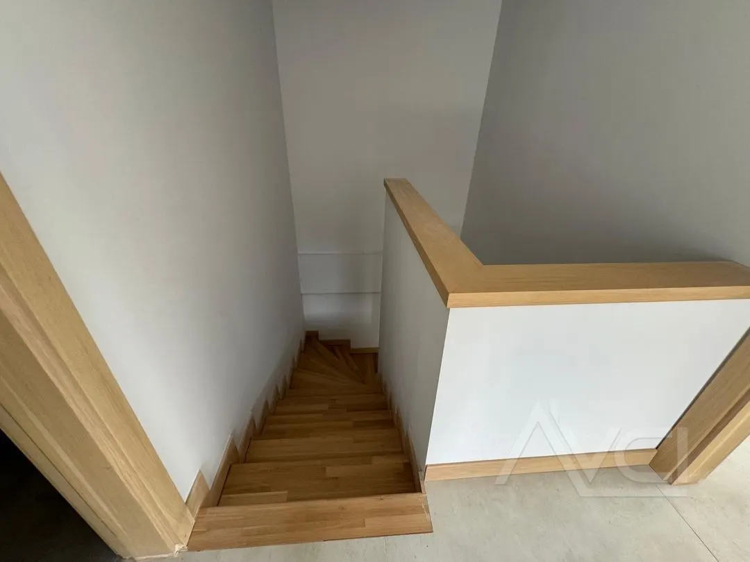 AVCI’DAN ÖDÜLLÜ PROJE HAVUZLU GİRİŞ ODALI MÜSTAKİL LOFT VİLLA