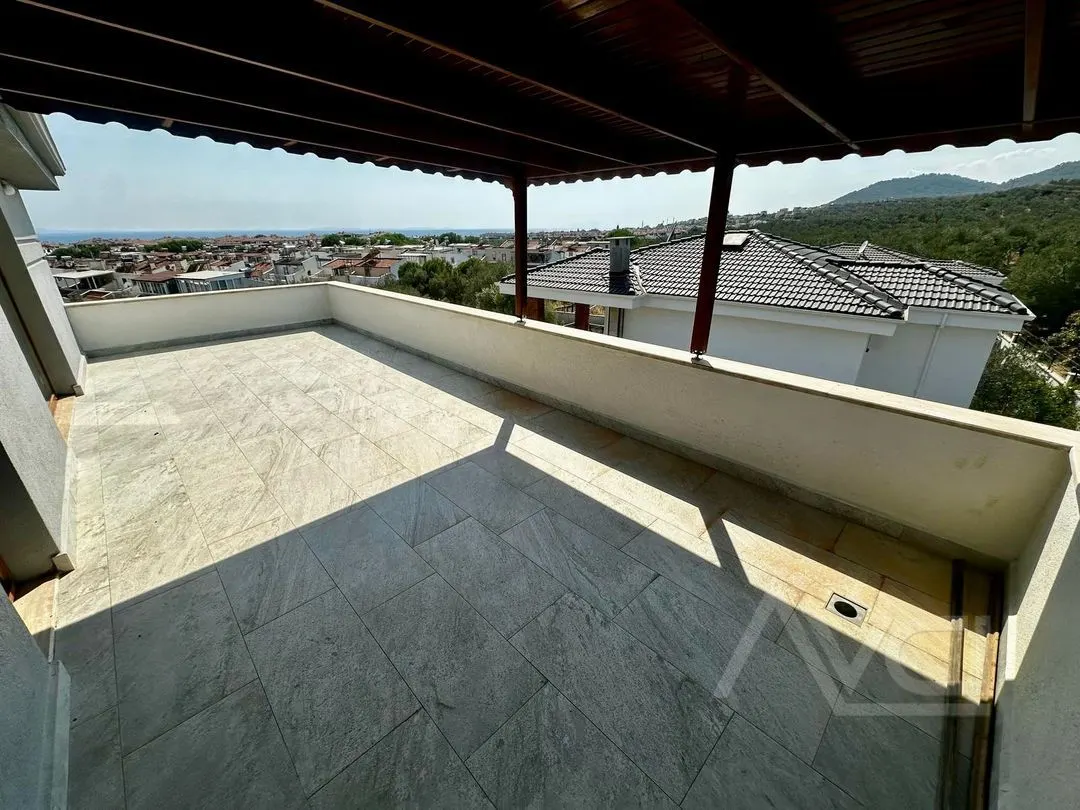 AVCI’DAN 5+1 MÜSTAKİL HAVUZLU DENİZ MANZARALI DENİZE 350 MT  VİLLA