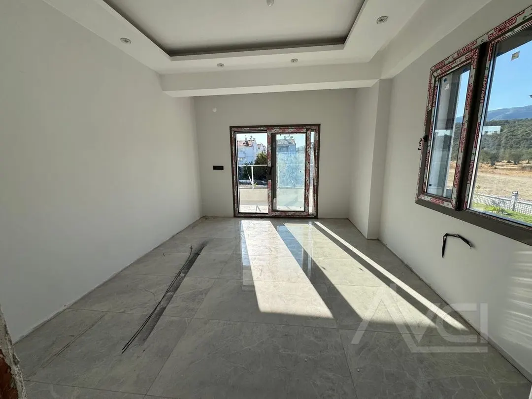 AVCI’DAN GÜRE-AKÇAY ARASI 600M2 ARSA MÜSTAKİL HAVUZLU LÜKS VİLLA