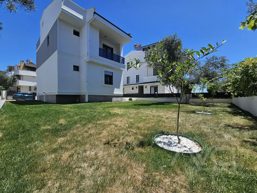 AVCI’DAN 350M2 ARSA/GİRİŞ ODALI/DENİZ MANZ./TAM MÜSTAKİL 5+1