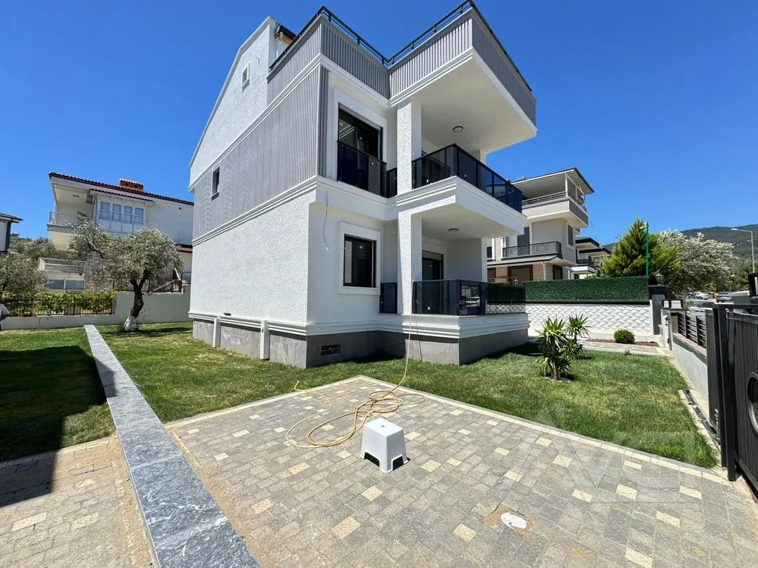 AVCI’DAN 350M2 ARSA/GİRİŞ ODALI/DENİZ MANZ./TAM MÜSTAKİL 5+1