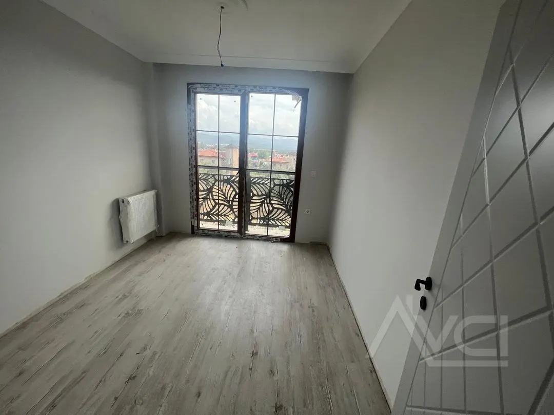 AVCI'DAN TAM MÜSTAKİL HAVUZLU DENİZE 200 MT SON 2 VİLLA