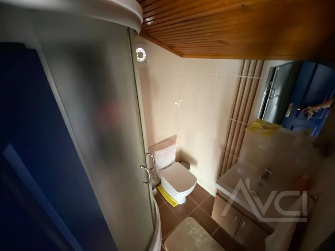 FENERDE DENİZE SIFIR 300M2 ARSA TAM MÜSTAKİL 5+1 VİLLA
