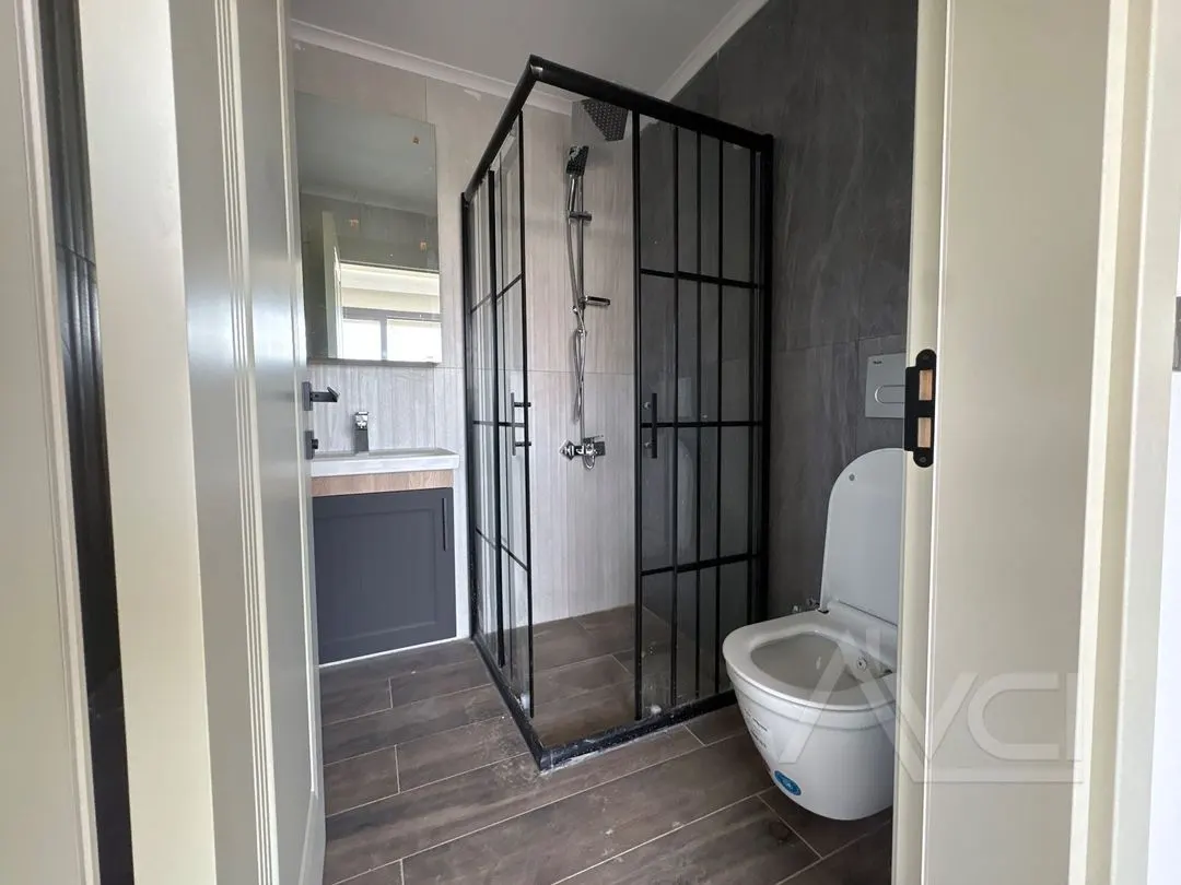 AVCI’DAN NARLI ALTINDA 5+1 DENİZE 100MT İKİZ VİLLA