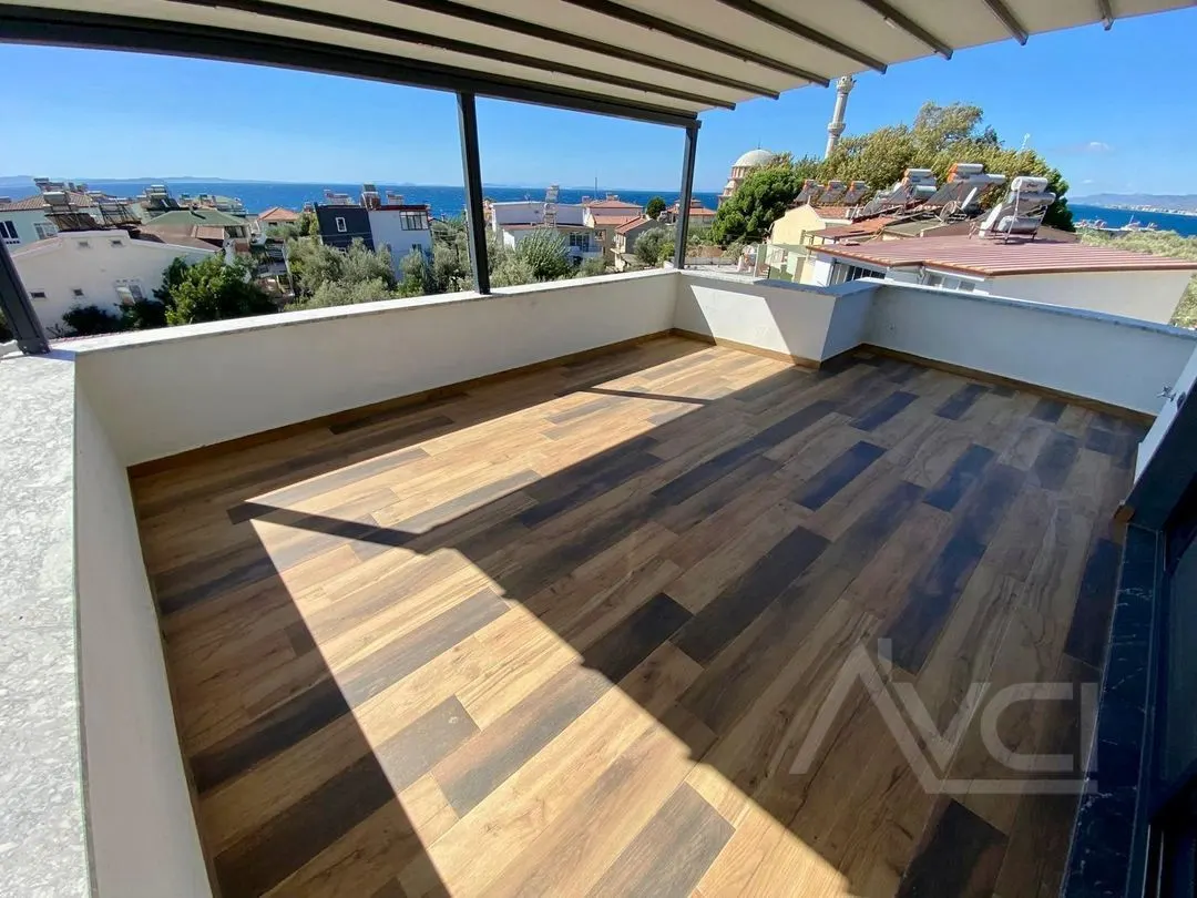 AVCI’DAN DENİZE 50 MT TAM MÜSTAKİL DENİZ MANZ 4+1 VİLLA
