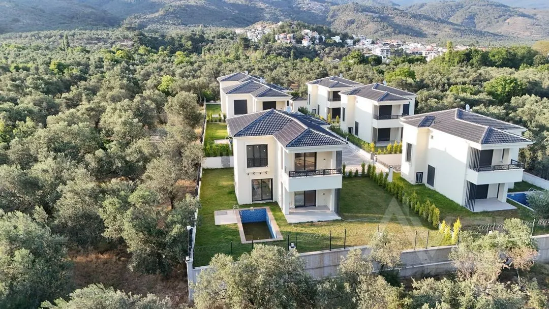 AVCI’DAN CUNDA’DA DENİZE SIFIR TAŞ VİLLA