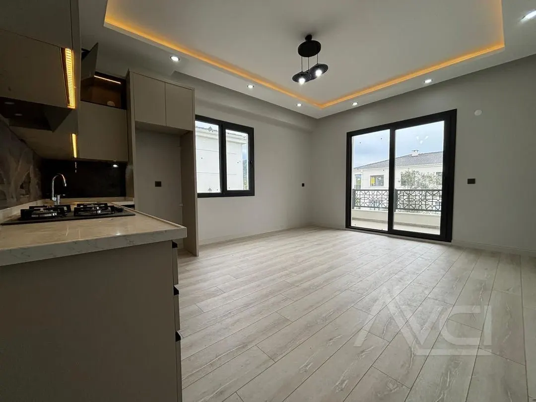 AVCI'DAN GÜRE'DE 2+1 BAHÇE KATI VE ÜST KAT LÜKS DAİRE