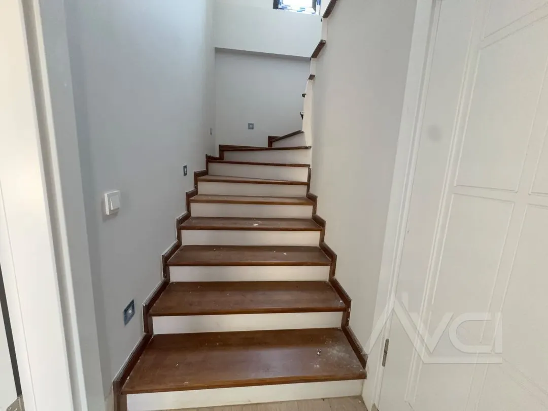 AVCI’DAN KÜÇÜKKUYUDA DOĞA MANZARALI 2+1 VİLLA
