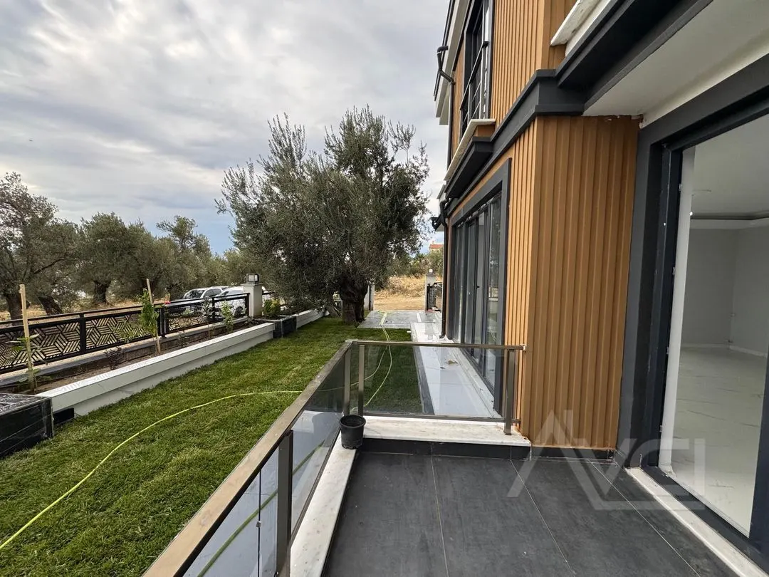 AVCI’DAN DENİZE 100MT DENİZ MANZARALI TAM MÜSTAKİL VİLLA