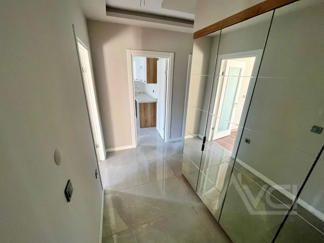AVCI’DAN 3+1 HAVUZLU DENİZE 200 MT FUL EŞYALI YOL CEPHELİ VİLLA