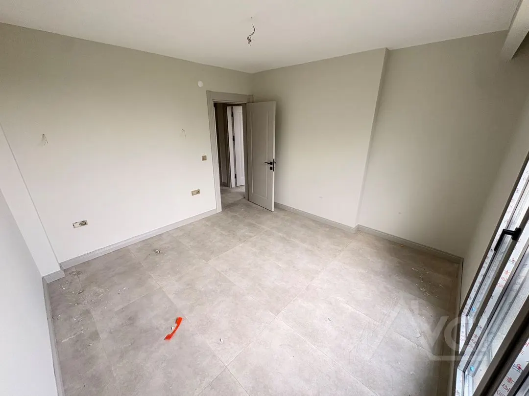 AVCI’DAN MIHLI’DA İKİZ 3+1 BAHÇELİ VİLLA