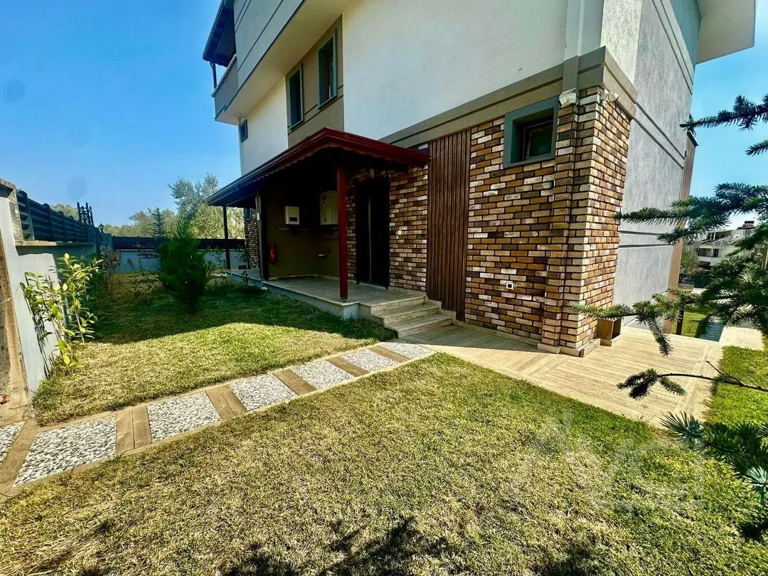 AVCI’DAN 5+1 MÜSTAKİL HAVUZLU DENİZ MANZARALI DENİZE 350 MT  VİLLA
