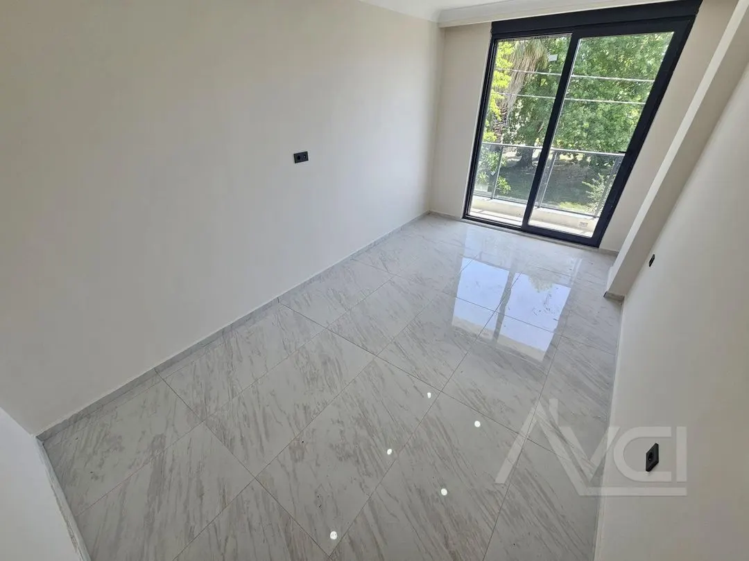 AVCI’DAN FENER HAVACILAR ARASI DENİZE 50 MT 4+1 SIFIR VİLLA