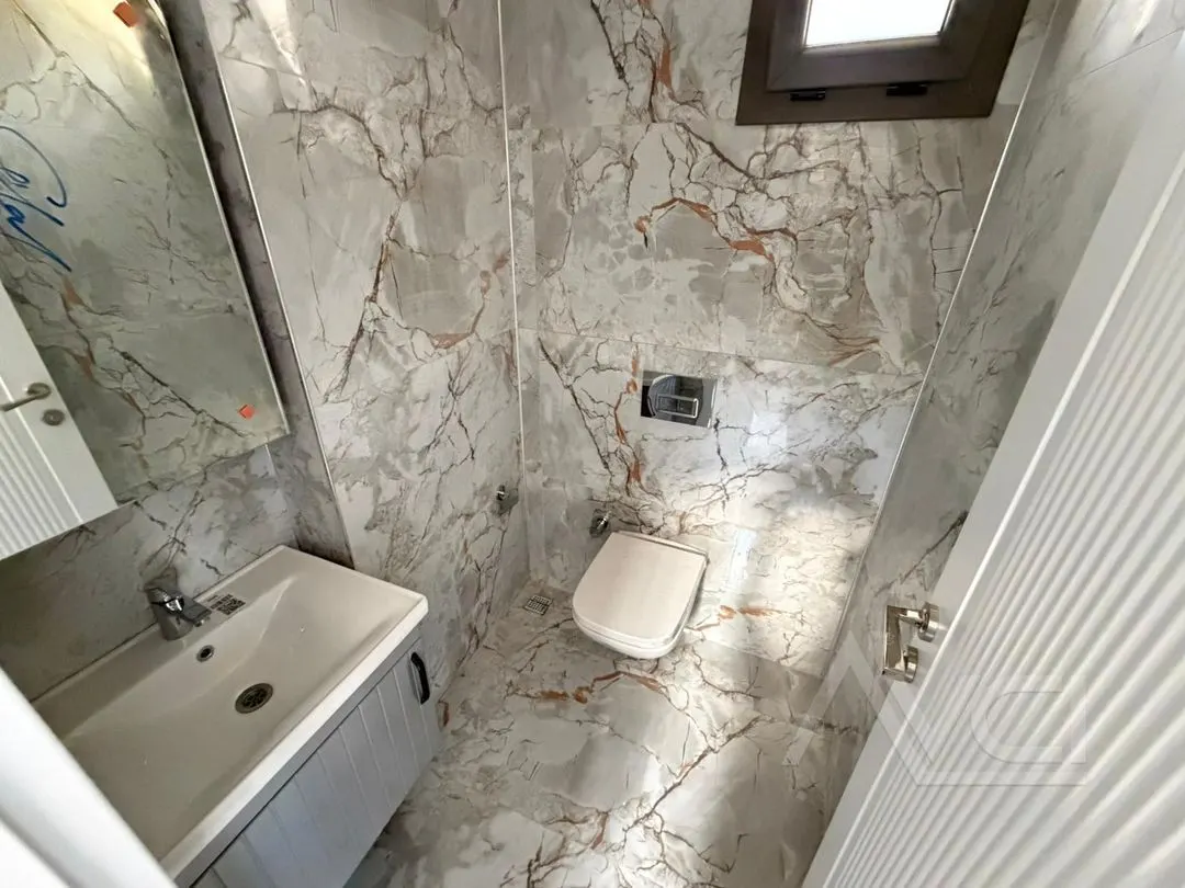 AVCI’DAN MIHLI’DA DENİZE 200 MT SIFIR VİLLALAR