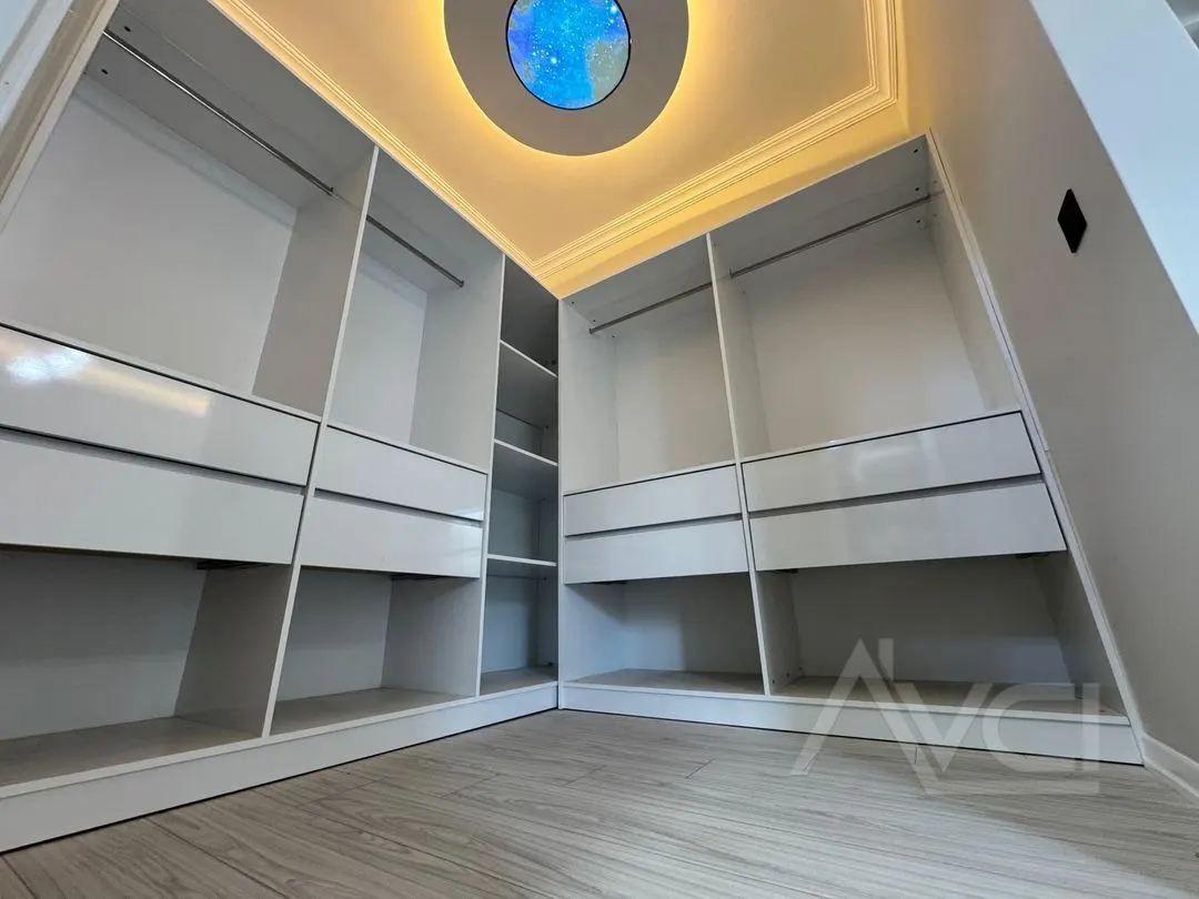 AVCI’DAN 110 M2 TABANLI MÜSTAKİL HAVUZLU 4+1 VİLLA