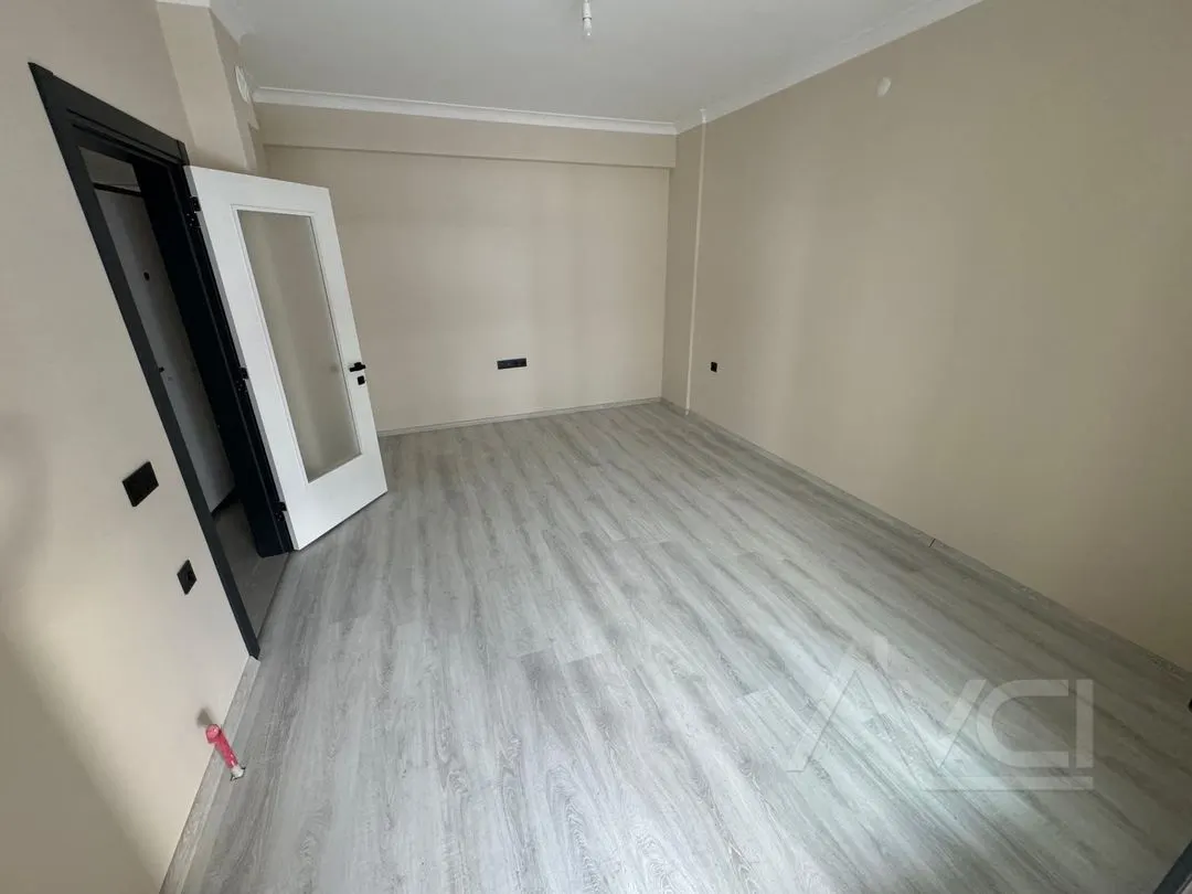 AVCI’DAN DENİZE SIFIR EN ÖN CEPHE HAVUZLU SİTE-EN GÜZEL DAİRE