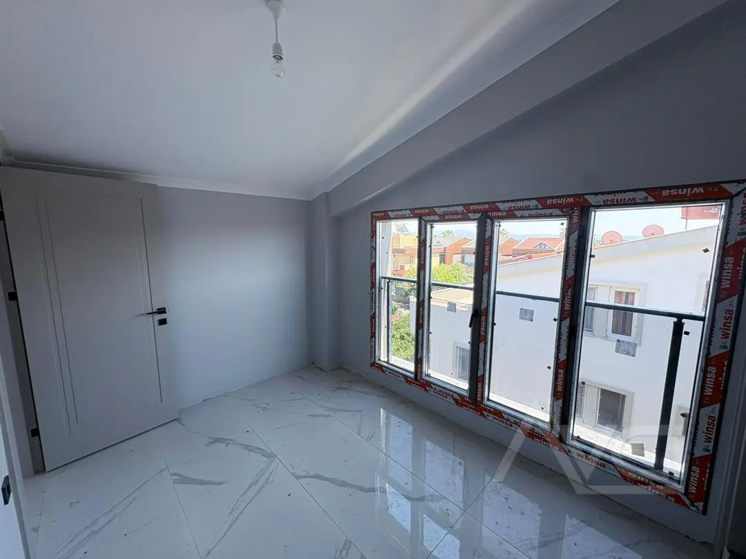 AVCI’DAN NARLI ALTINDA DENİZE 150MT 3+1 SIFIR VİLLA