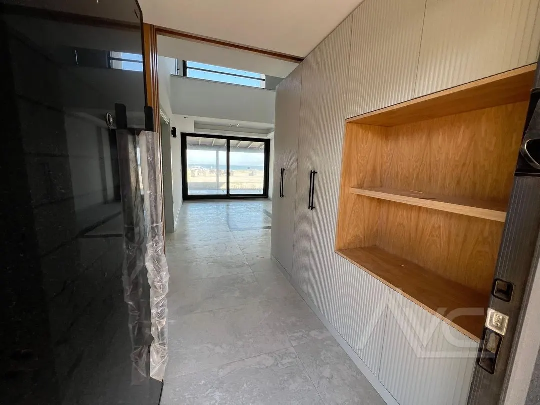 AVCI’ DAN TEK YETKİ 300M2 NET DENİZE SIFIR VİLLA/ÜÇÜNCÜ SIRA