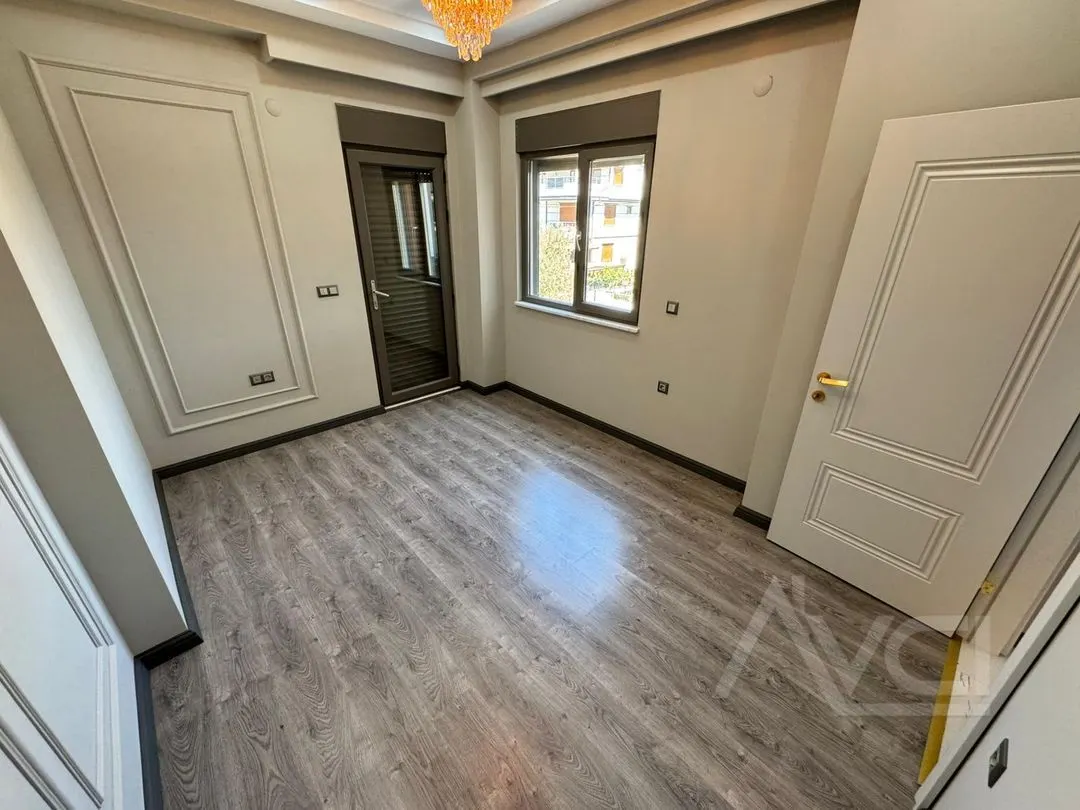 AVCI’DAN YOL ALTI 400 M2 ARSALI MÜSTAKİL HAVUZLU 6+1 VİLLA