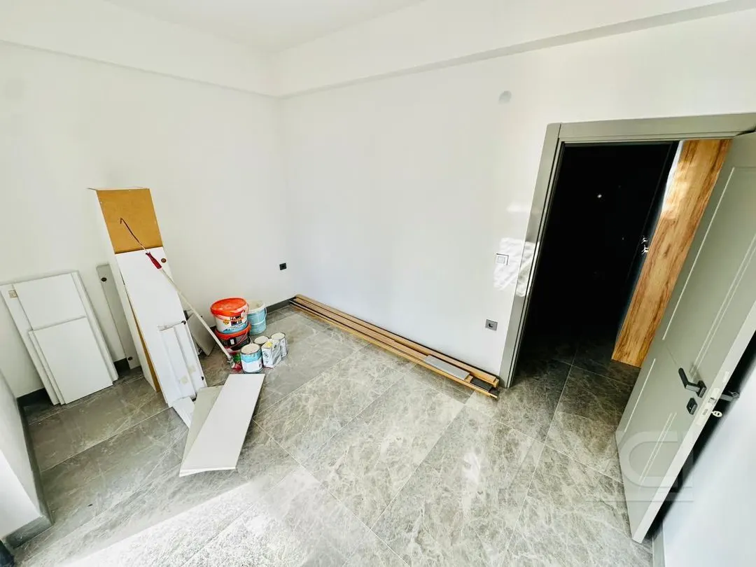 AVCI'DAN DENİZE SIFIR SİTE TAM MÜSTAKİL GİRİŞTE ODALI VİLLA
